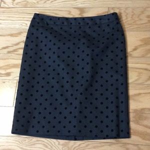 8 Elliott Lauren charcoal gray polka dot pencil skirt
